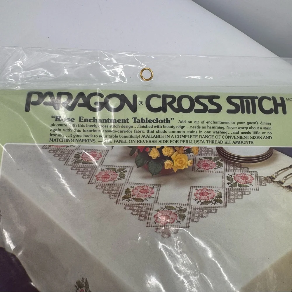Vintage Paragon Cross Stitch Kit Tablecloth 0900 Rose Enchantment Embroidery New